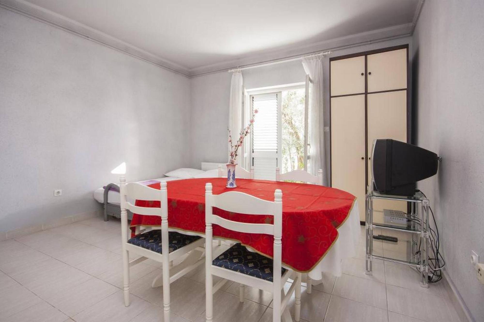 Apartments Zdenka Brodarica  Esterno foto