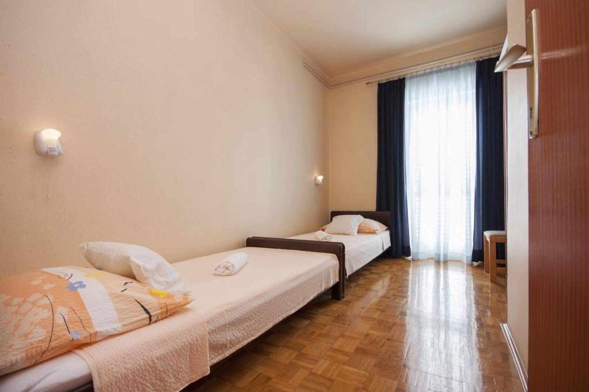 Apartments Zdenka Brodarica  Esterno foto